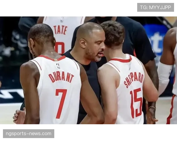 萨博尼斯与福克斯挡拆主导进攻比上季更偏组织